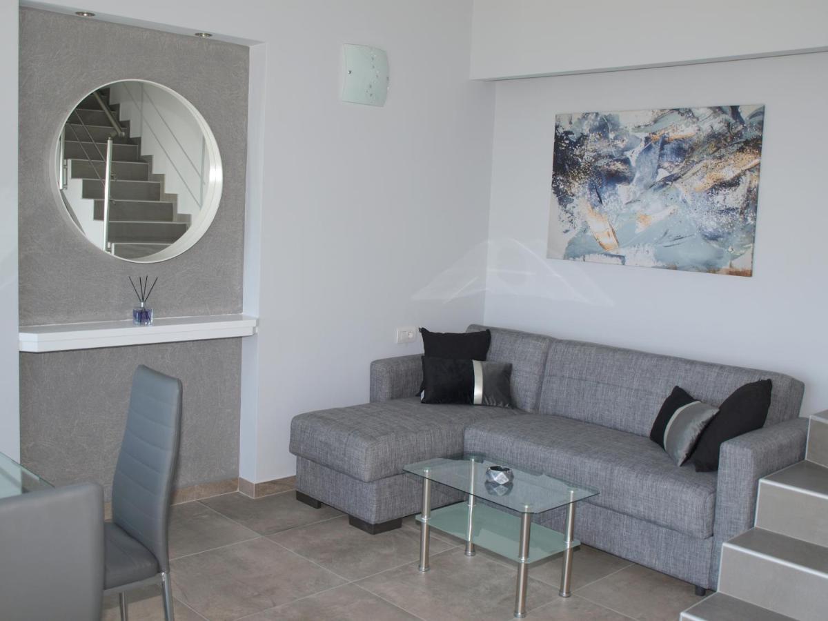 Attic Apartments Айя-Анна Экстерьер фото