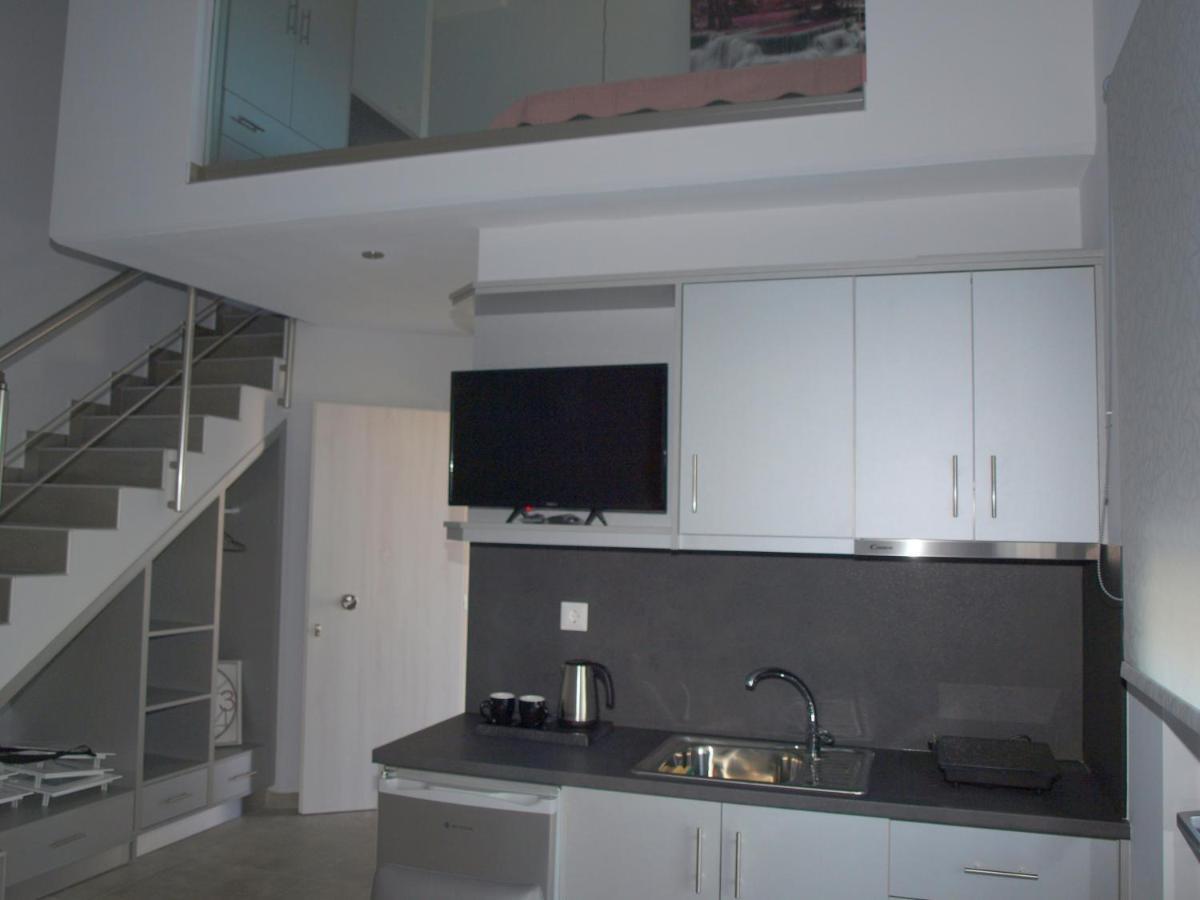 Attic Apartments Айя-Анна Экстерьер фото