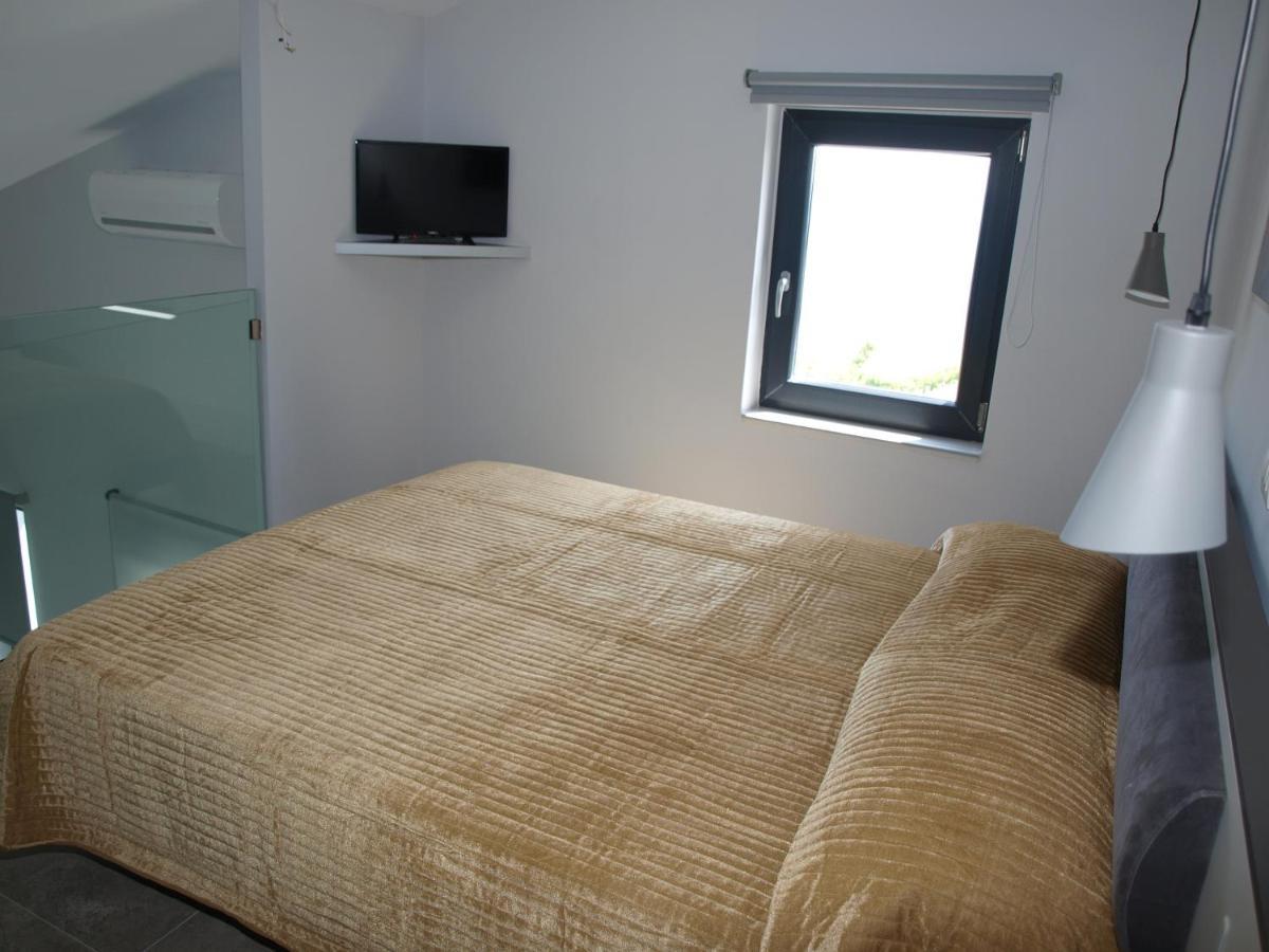 Attic Apartments Айя-Анна Экстерьер фото
