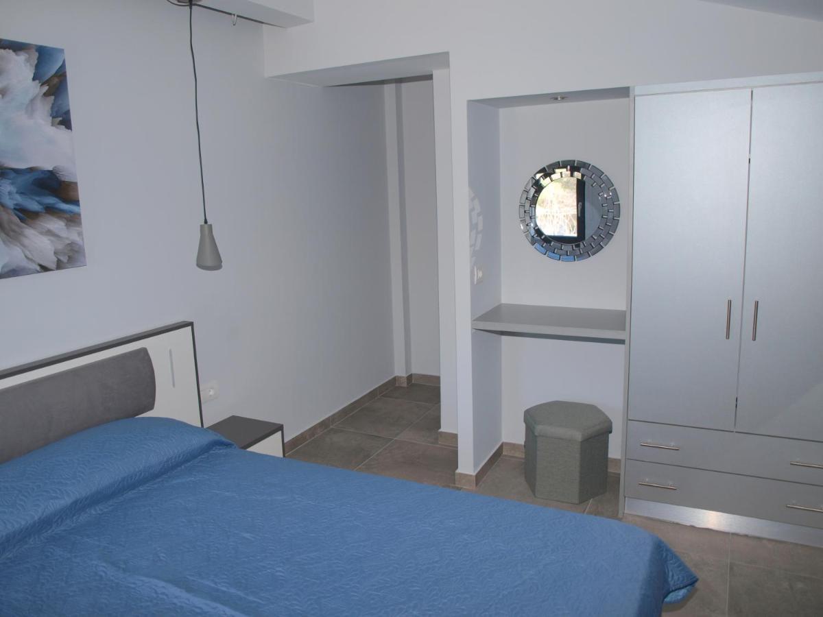 Attic Apartments Айя-Анна Экстерьер фото